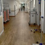 J-Pouch Erfahrungsbericht Krankenhaus Flur